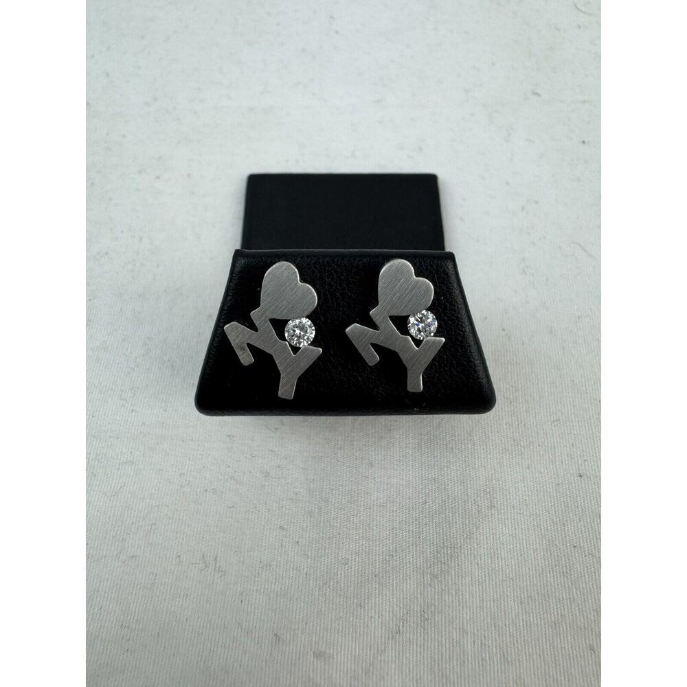 B. Tiff “Heart New York” Earrings